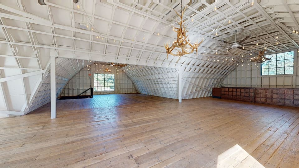 Hayloft — 3D tour