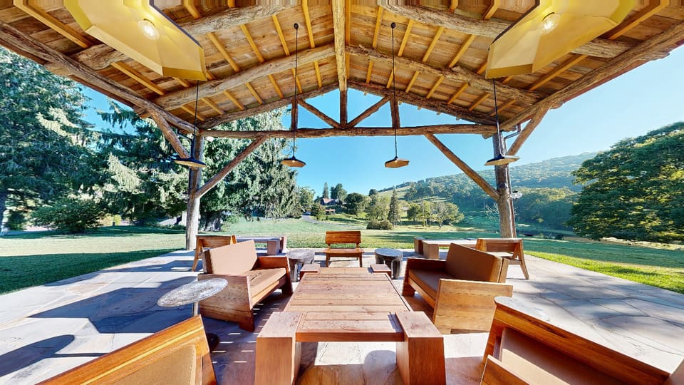 Switchback Patio at CATALOOCHEERANCH — 3D virtual tour