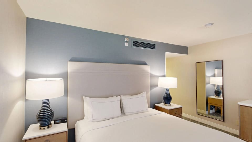 ADA King - Resort View — 3D tour