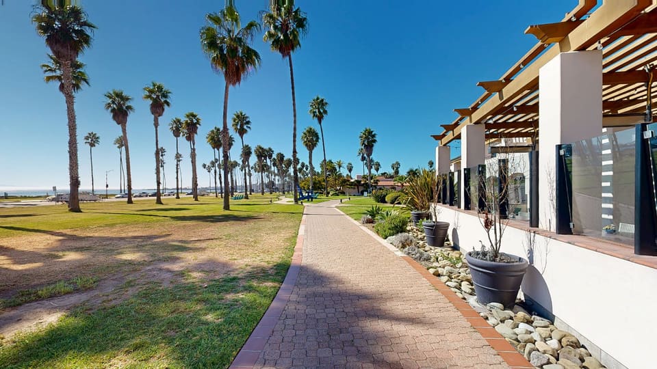 Outdoor Space — 3D tour
