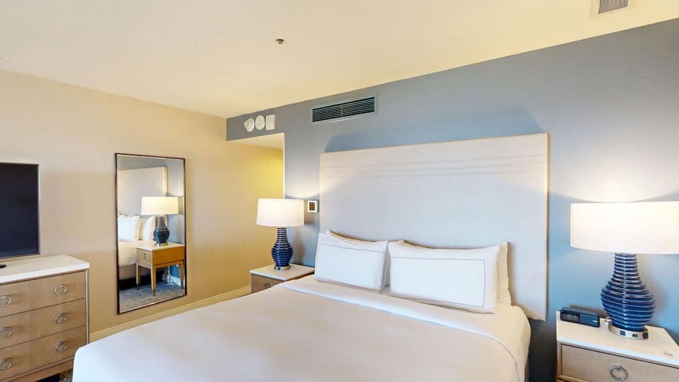 King - Ocean View — 3D tour