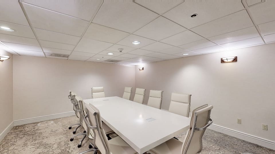 Los Olivos Boardroom — 3D tour