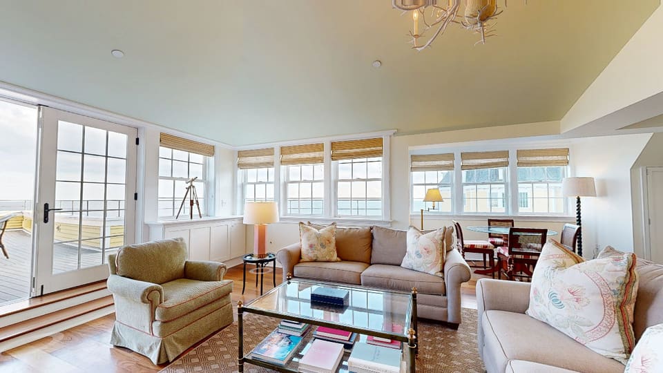 Napatree Suite — 3D tour