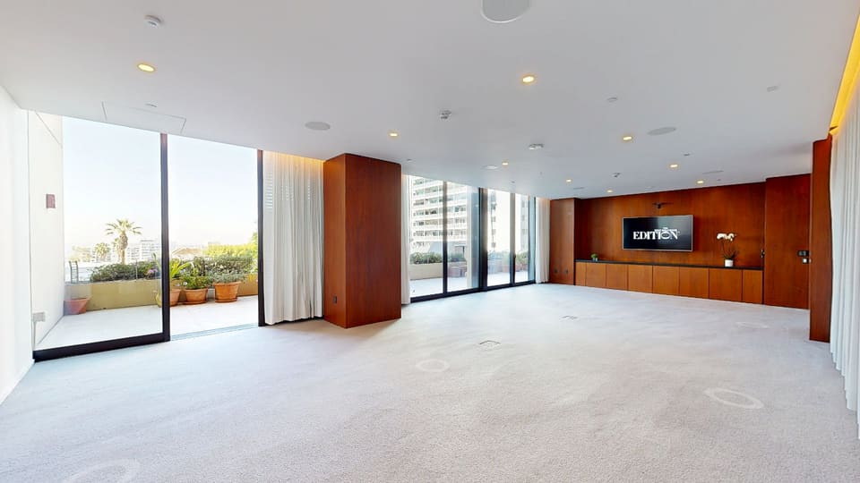 Studio 4 at THEWESTHOLLYWOODEDITION — 3D virtual tour